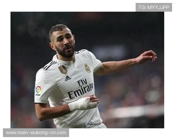 从青训锋线到欧冠传奇：本泽马的进化三阶段