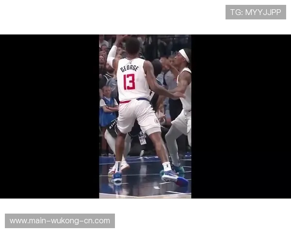 凯里·欧文挡拆突破频频拉开防线提升球队进攻效率