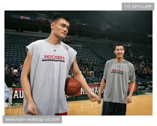 姚明退役后住上海老洋房，早餐吃三明治配黑咖啡，和NBA时期喝蛋白粉的日子判若两人