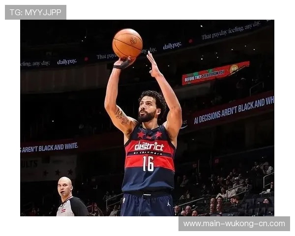 特雷·杨无球切入频繁提升球队关键得分效率