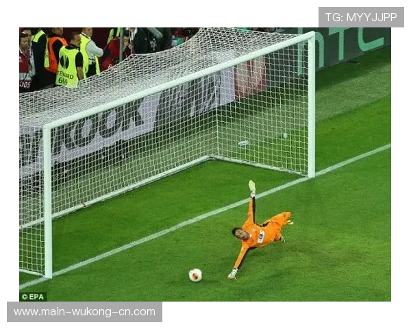 球门球发出后守门员二次触球，算犯规吗？