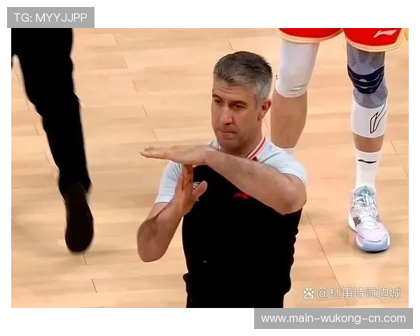 判进球前犯规，为什么很多人误解裁判最终判罚逻辑？