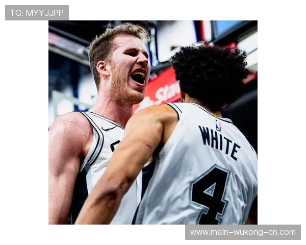 拉玛尔·奥多姆关键挡拆提升助攻率显著优于湖人内线同僚