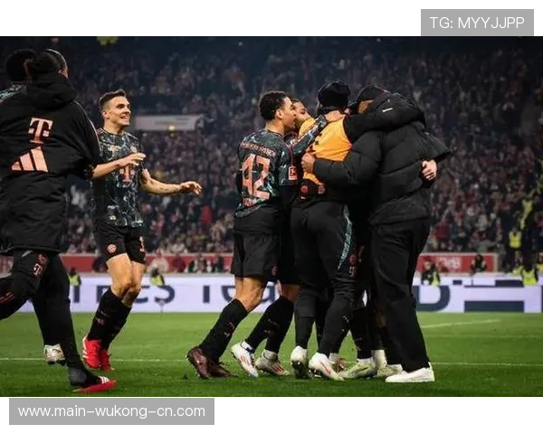 拜仁慕尼黑高位逼抢战术失效，当前阶段困局显现对球队表现造成挑战