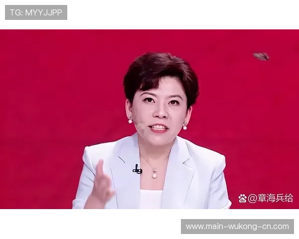 邓亚萍赛场上严谨得不像话，可家里沙发上竟然乱成那样？